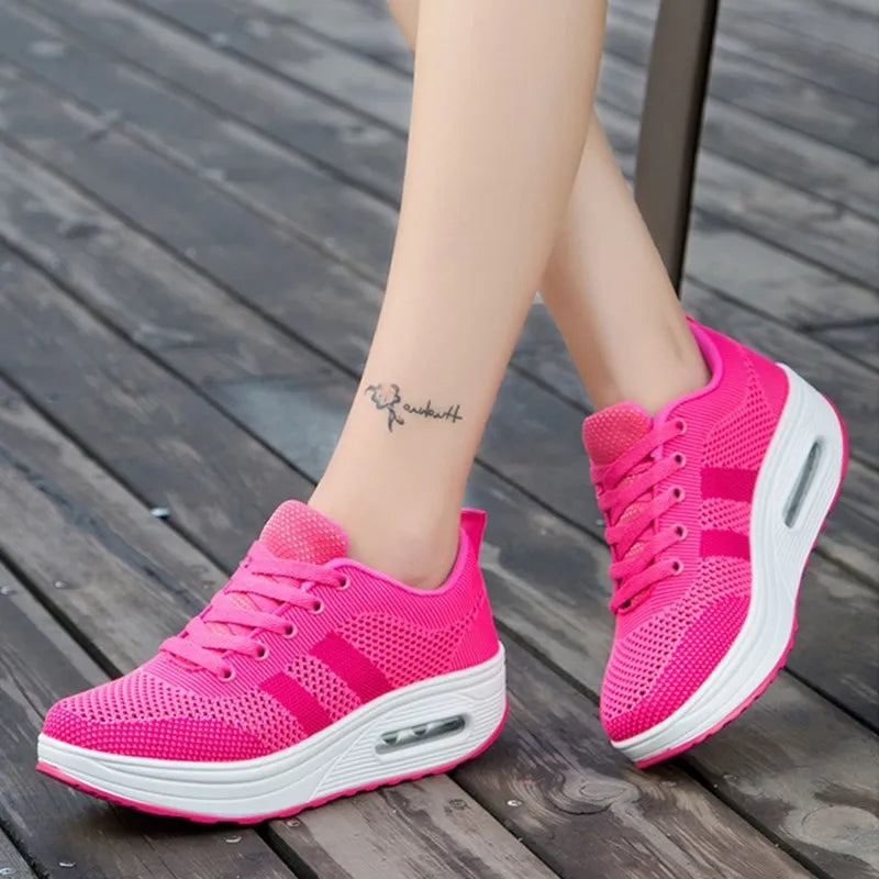 Orthopedic sneakers with air bubbles | Solen