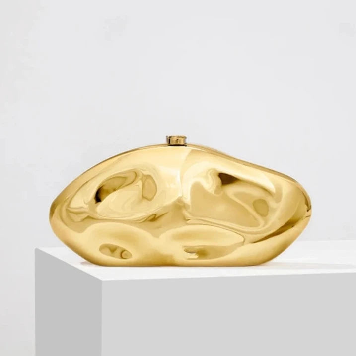 Acrylic Shell Shape Clutch | Solen